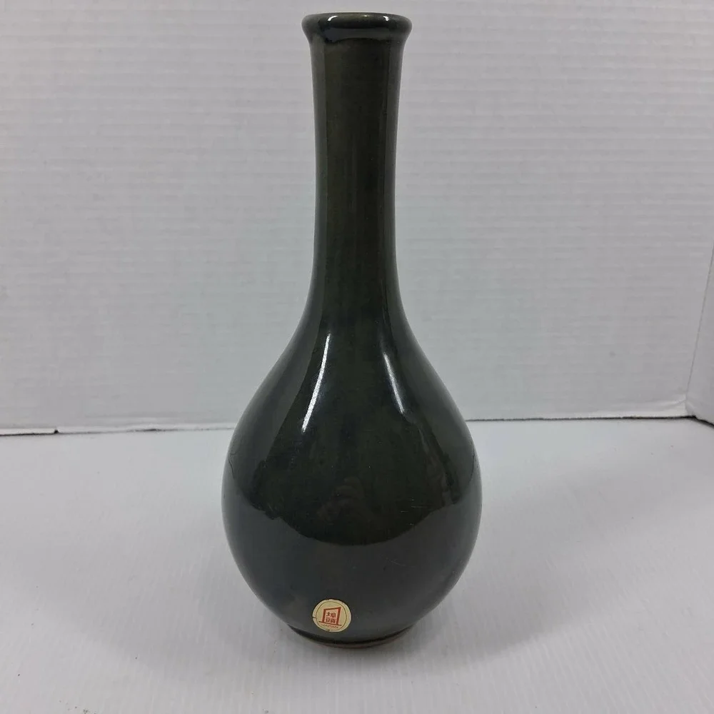 Pier 1 Imports Japanese Ceramic Bud Vase Green Calligraphy Long Neck 8.75in